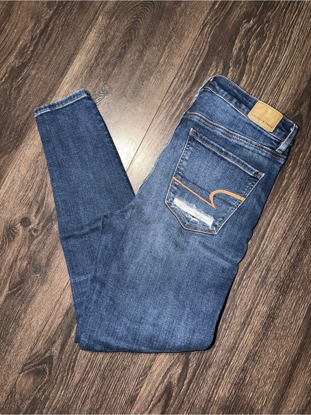 American Eagle Super Stretch Distressed Skinny Jeans Size 6 Short